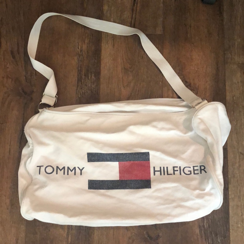 Tommy Hilfiger gym bag